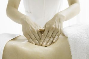Slimming massage around the waist